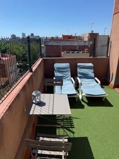 Private Double Room in a Shared Penthouse with Patios - 8