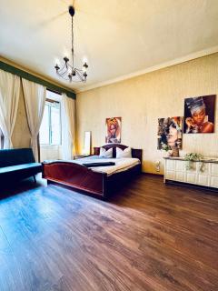 Comfy 2BR Apt, for 5P Easy Access to Stadthalle - 0