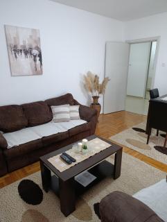 Sirmijum Hause II - 0