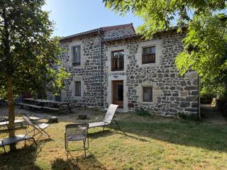 Gîte L'ESTAOU, 3 épis, 15 pers, 18 couchages - Ancienne ferme rénovée - Label Ecogîte - 8