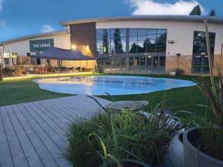 Great 2 Bedroom Static at Billing Aquadrome - Northampton - 0