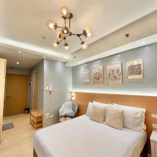 Stylish Studio Unit with Balcony in Grace Residences - 2