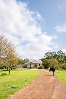 Snoozey's Escape - luxury homestead on 9 acres of secluded nature - 0