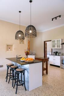 Snoozey's Escape - luxury homestead on 9 acres of secluded nature - 9