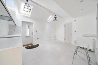 Luxury Modern Studio Flat - 2 mins from Ascot Racecourse - Ascot - 4