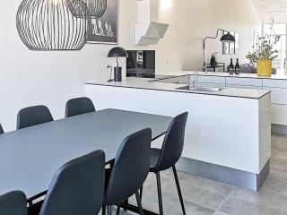 8 person holiday home in Ringkøbing-By Traum - 2