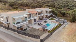 Aura Luxury Home - 8