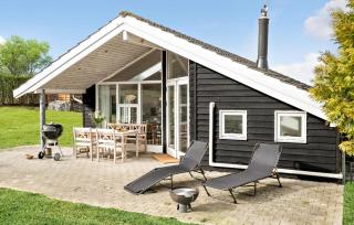 Beautiful Home In Rude With Kitchen - 0