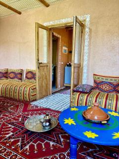 Villa Mouloud, Authentic Amazigh Family Villa, Fireplace & Garden - 4