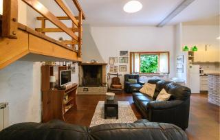Stunning Home In Fano With Wifi - 1