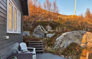 Awesome Home In Laukvik With Kitchen - 4