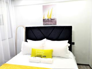 Royal Ebony At City Oasis Gardens - 5