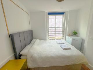 Dean Street Apartments - 7