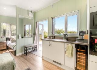 Calvesland Hideaway - 8