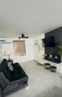 Comfortable house - - 9