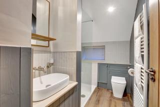 Eddies Escape - North East Escapes - Amble - 6