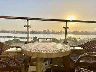 Luxury Apartment view Nile - 8