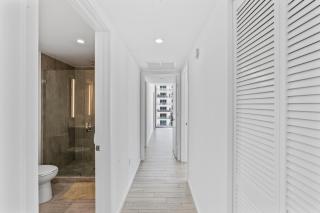 Downtown Miami Luxe Studio Suite - 7