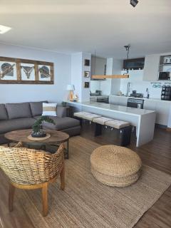 Panoramic View Lake Shore - 7