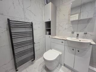 Beautiful Apartment in Oadby, Leicester - 3