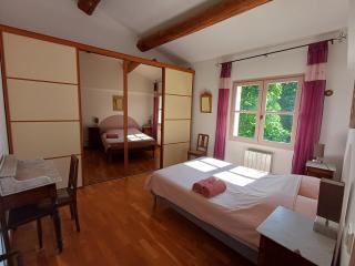 La Boissetane, maison provençale avec piscine et jardin, au pied du Luberon - 7