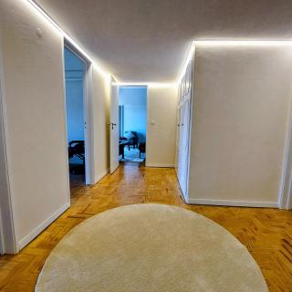 Oliva 50 - 4BR, Office and Balcony - 1