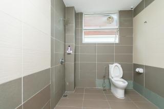 Tanjung Bungah Villa 20 pax Mahjong Snooker and More Close to Beach - 3