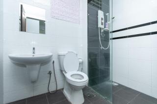 Tanjung Bungah Villa 20 pax Mahjong Snooker and More Close to Beach - 1