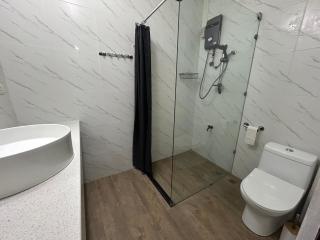 G Apartment - Queen Room - Kabankalan - 6