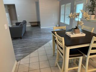 Pet-Friendly SW Home, 13 Mins to Mizzou - Columbia - 1