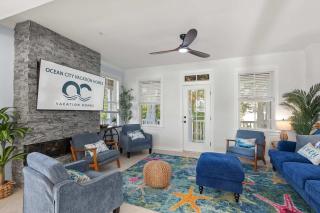 27 Island Edge - Sunset Island Family Luxury Townhome - 0