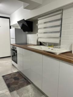 Gounari White Tower Apt - 2