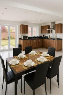 Harry Potter Stay with Watford & London Links - Family house - 9