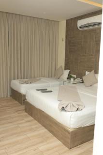 Sky Hotel - 7