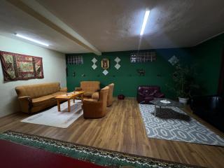 Hostel 8 - 5