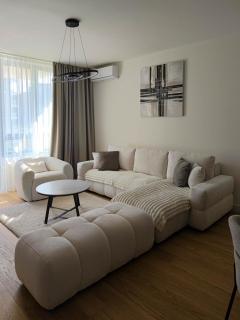BW Crown Garden Residences - Sajmište - 1