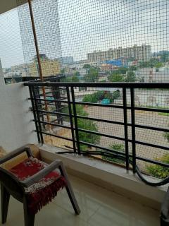 Gulab ki Lakadi Stays - 2