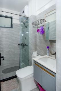 Golden Mango Apartments - 4