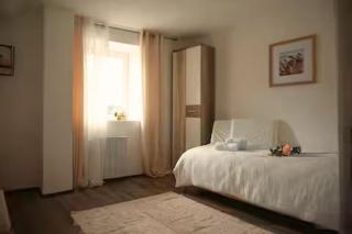 Glamorous flat in Mertzwiller - 4