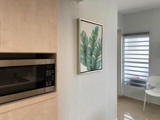 Prime Location at Condado Beach 1br 1ba - Apt 8 - 4