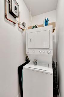 Retreat on Spring, Unit B - Charleston - 1