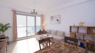 Beautiful Sea View Apartment - 3