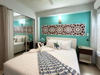 Prime Location at Condado Beach 1br 1 ba - Apt 7 - 4