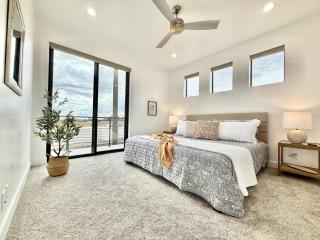 Fox Hollow Luxury Family townhome near Zion and Bryce Canyon - 0