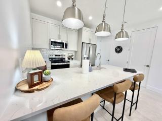 Fox Hollow Luxury Family townhome near Zion and Bryce Canyon - 8