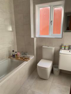 Modern Room Stay - Birmingham - 7