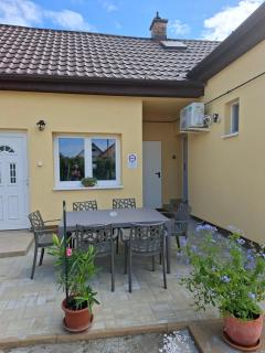Emma Apartman - 2