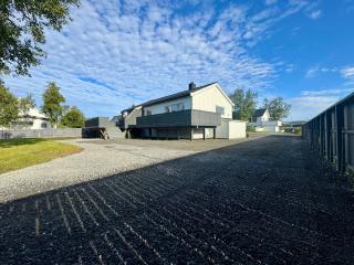 Lofoten-City Center-New apartment-Near the airport - 6