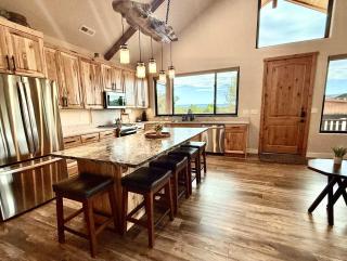 Casa Vermillion Modern Kanab Family Cabin Red Rock Views Near Zion - 6