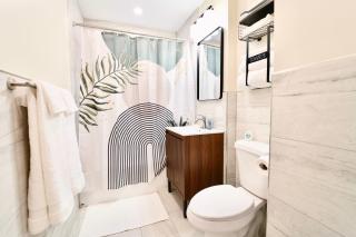 Spacious 4BDR 2BA Retreat near T-Station- 5 Mins to Boston - 7